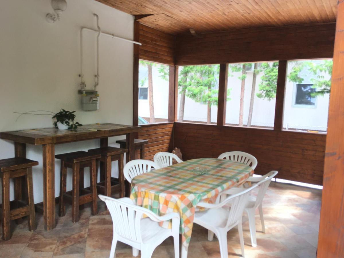 Honved Apartmanhaz Balatonlelle Exterior photo