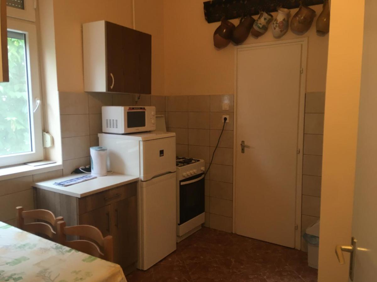 Honved Apartmanhaz Balatonlelle Exterior photo